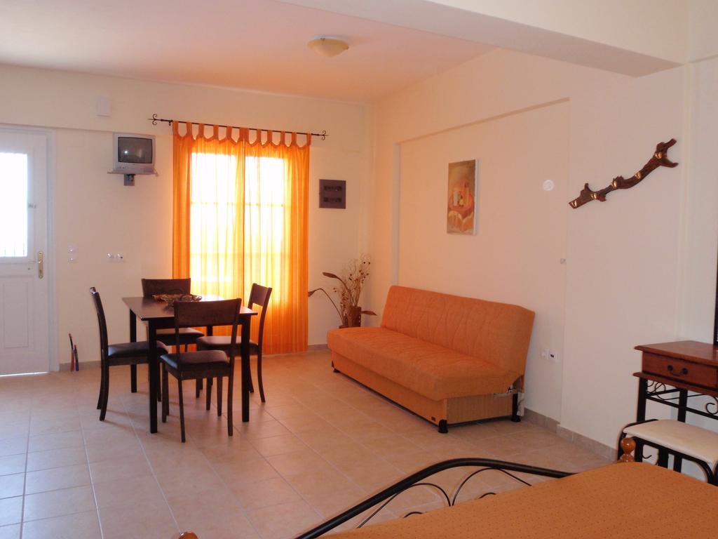 Ferienwohnung Afroksilia Katouna Exterior foto